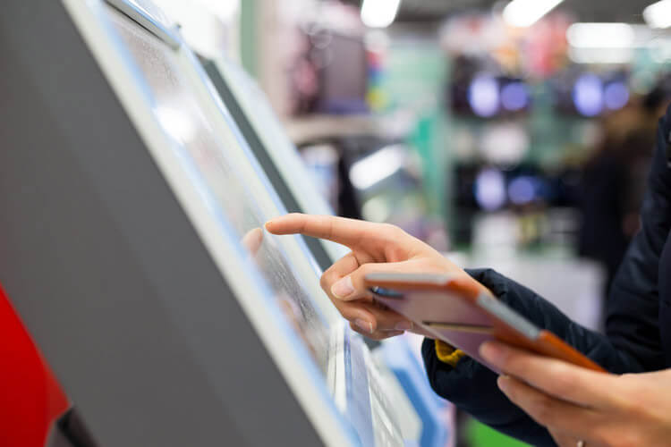 using industrial touchscreen